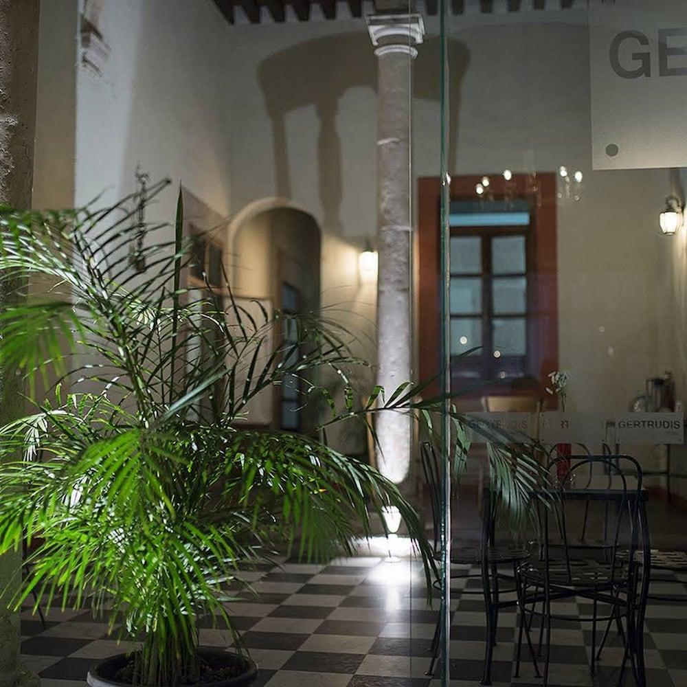 Gertrudis Hotel Morelia Exterior foto